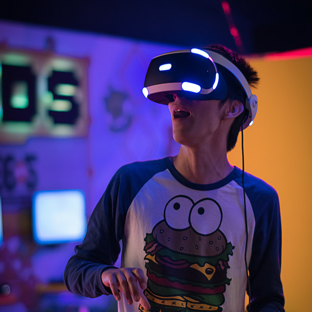 En sjov aften i klubben med virtuel reality